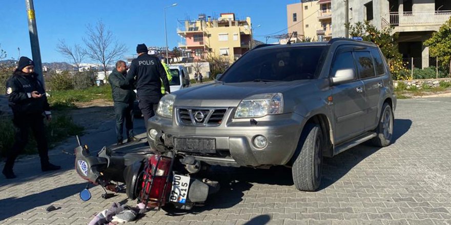 Ciple motosiklet çarpıştı: 1 yaralı