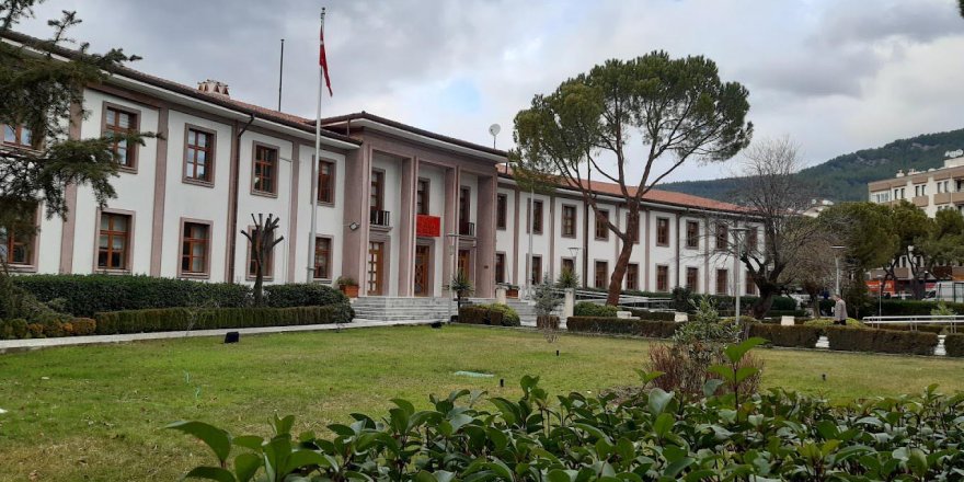 Muğla Valiliği kira fırsatçılığı yapanları uyardı