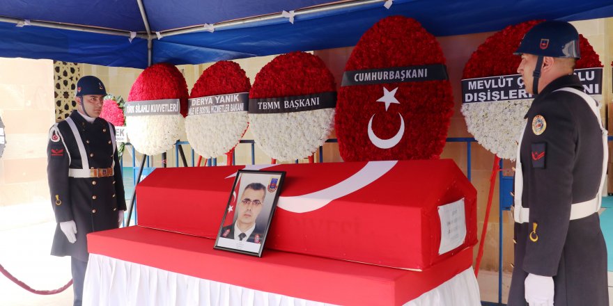 Şehit karakol komutanı, Antalya'da son yolculuğunu uğurlandı