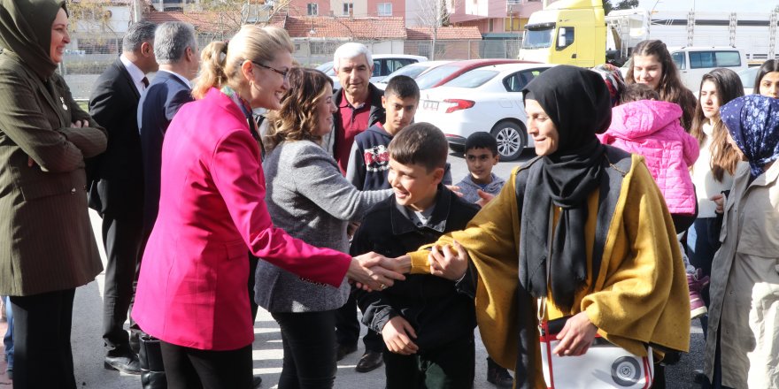 Depremzede kadınlara moral etkinliği