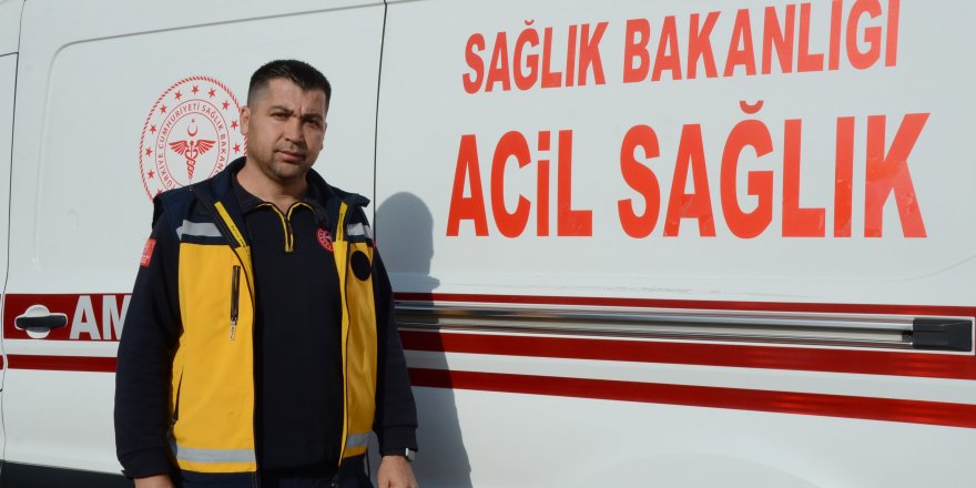 'Enkazda Sarper'i ezmemek için annesi 48 saat ellerinin üzerinde sabretmiş'