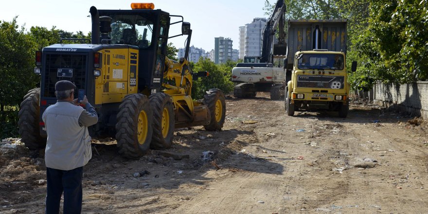 Kırcami'de yol açma çalışmaları başladı