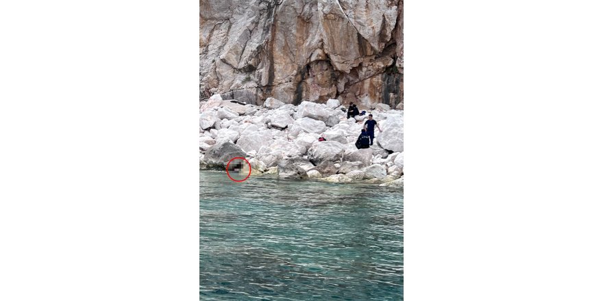 Sıçan Adası'ndaki kayalıklarda kadın cesedi