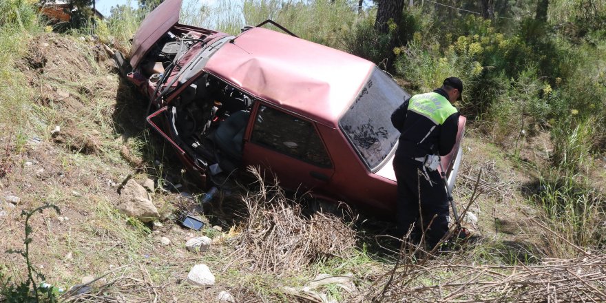 Antalya'da kaza: 1'i ağır 2 yaralı