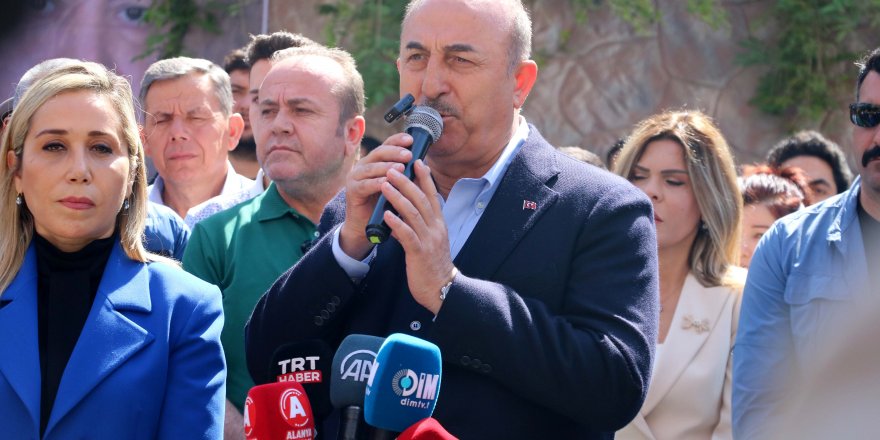 Bakan Çavuşoğlu: Bayramda depremzedeleri yalnız bırakmamak gerekiyor (2)