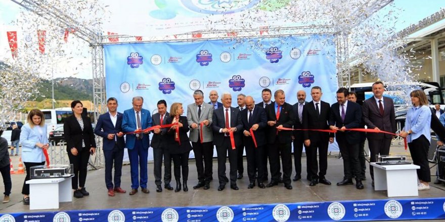 Muğla Büyükşehir Belediyesi  60 yeni otobüsü hizmete aldı