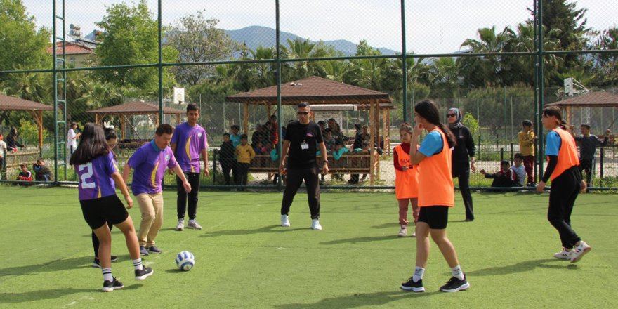 Kumluca'da DownFut İl Şampiyonası yapıldı