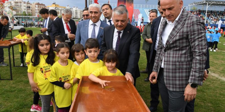 Vali Yazıcı: Sağlıklı nesiller yetiştirmenin olmazsa olmazı spordur