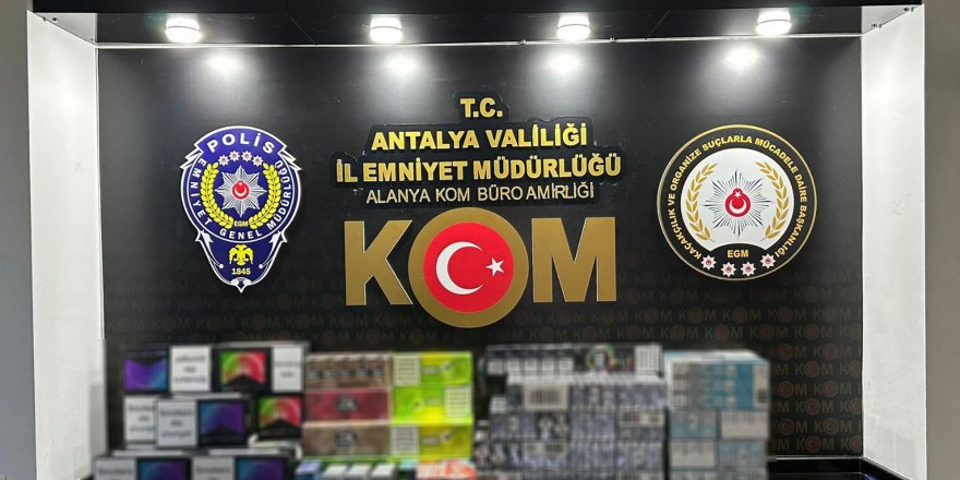 Antalya polisi 2 bin 500 paket gümrük kaçağı sigara ele geçirdi