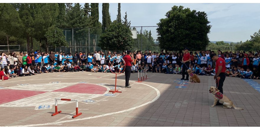 Öğrencilere JAK'tan deprem eğitimi