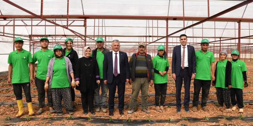 Vali Yazıcı: Antalya, önemli bir üretim üssü