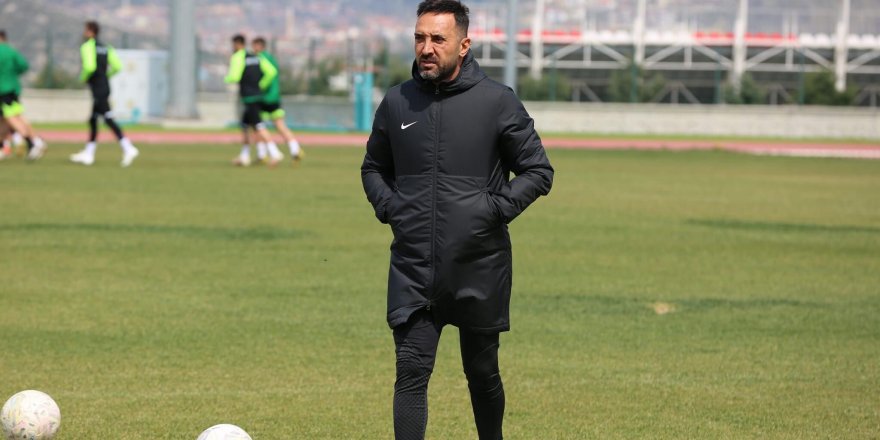 Isparta 32 Spor'da hoca değişikliği