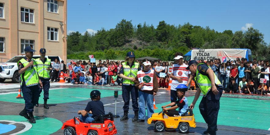 Serik'te trafik farkındalık eğitimi