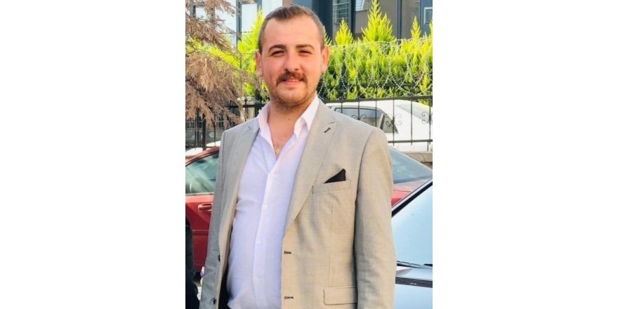 Tartıştığı kişiler tarafından bıçaklanarak öldürüldü; olay kamerada