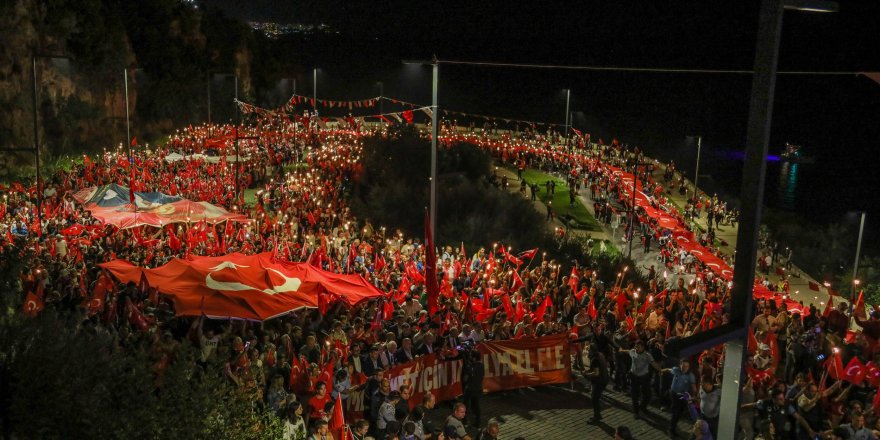 Antalya'da 19 Mayıs coşkusu