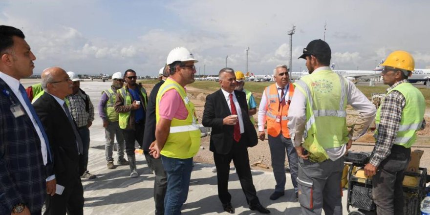 Vali Yazıcı, Antalya Havalimanı ek proje inşaatını denetledi