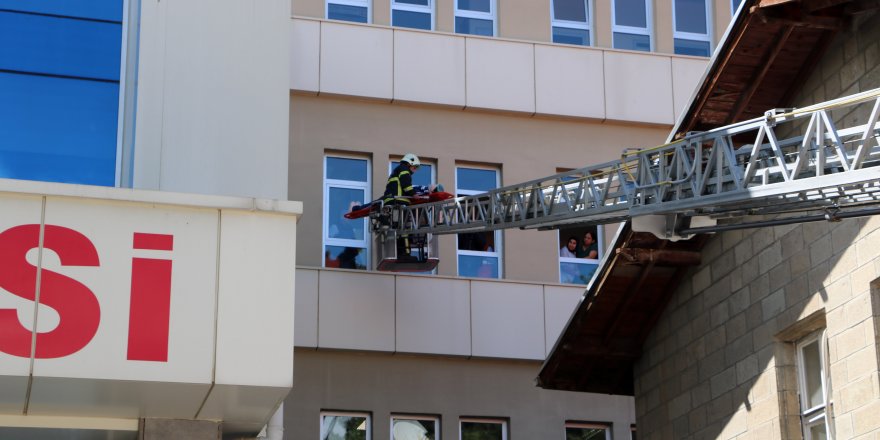 Sandıklı Devlet Hastanesi'nde yangın tatbikatı