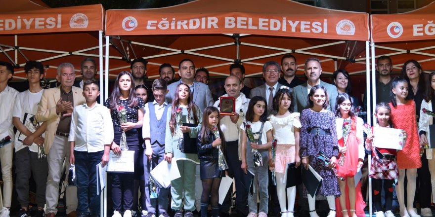 Eğirdir'de Genç Yetenekler Ses Yarışması