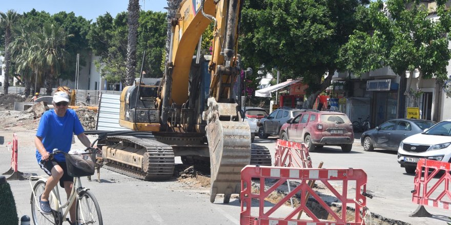 Bodrum'da yasak olmasına rağmen devam eden inşaat çalışmalarına tepki