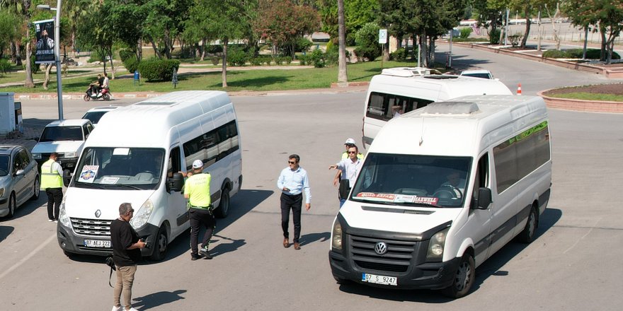 Kemer'de kaçak taşımacılara sıkı denetim