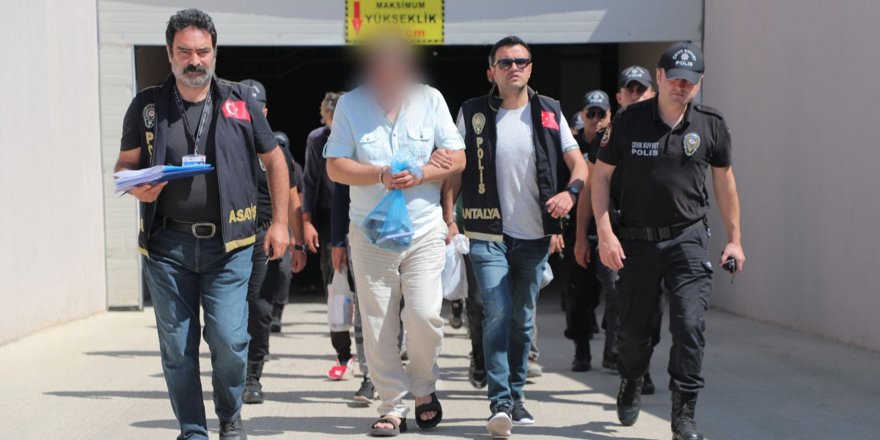 Antalya'da aranan 112 kişi yakalandı