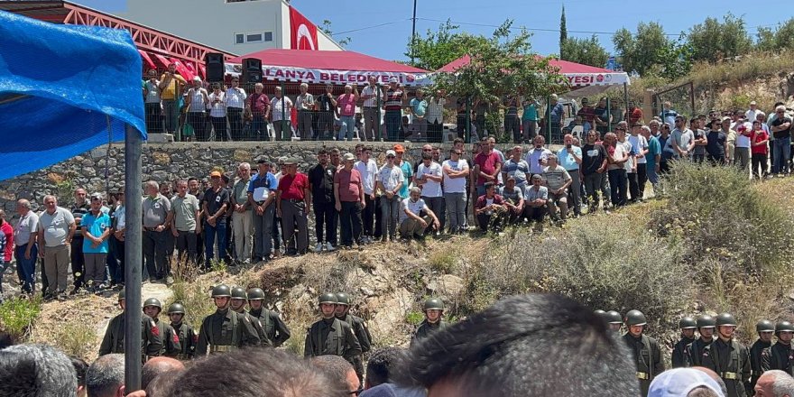 Şehit Uzman Çavuş Aras, son yolculuğuna uğurlandı