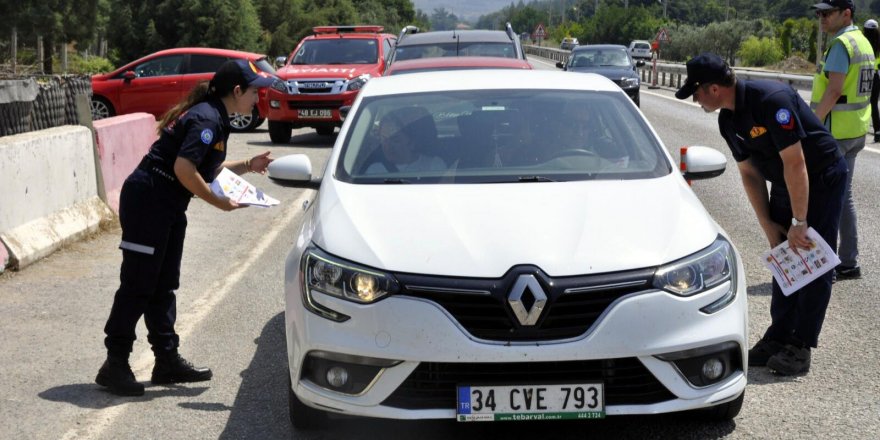 Muğla'da orman yangınlarına karşı broşürlü uyarı