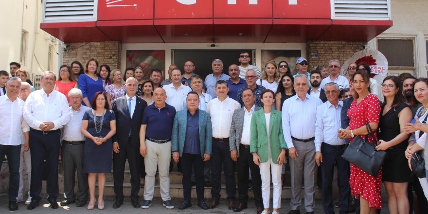 CHP Antalya bayramlaştı