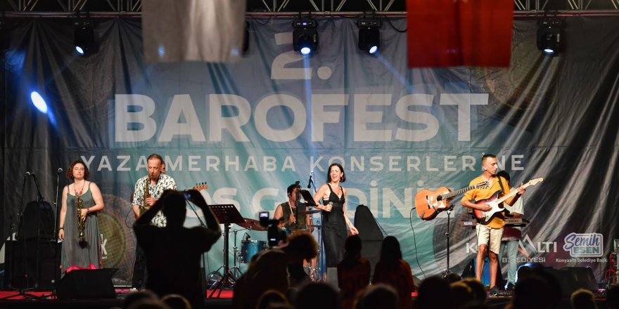 Avukatlar, 'Barofest'te izleyenleri coşturdu