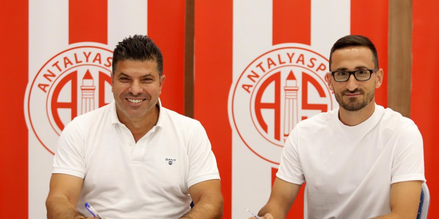 Antalyaspor'un ilk transferi Erdoğan Yeşilyurt