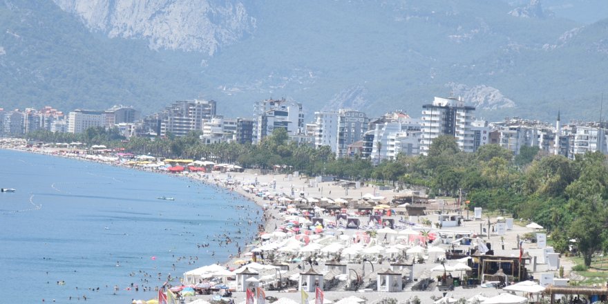 Antalya'da sıcaklık düşecek, nem artacak