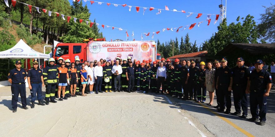 Muğla'da gönüllü İtfaiyeciler sertifikalarını aldı 