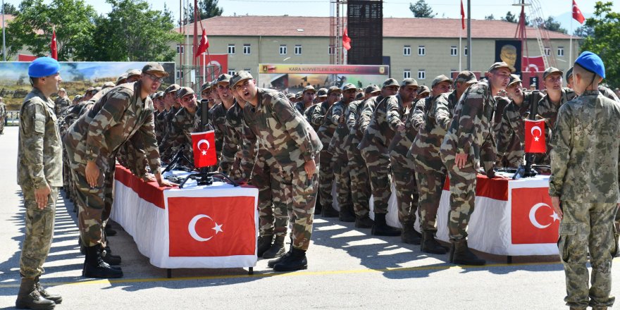 Isparta'da Mehmetçikler yemin etti