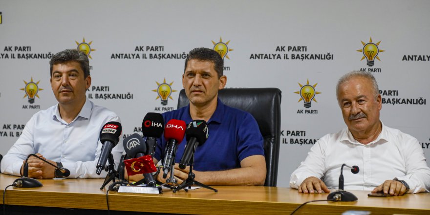 Meclisteki gerginlik, başkanın makam odasında yumruklu kavgaya dönüştü (2)