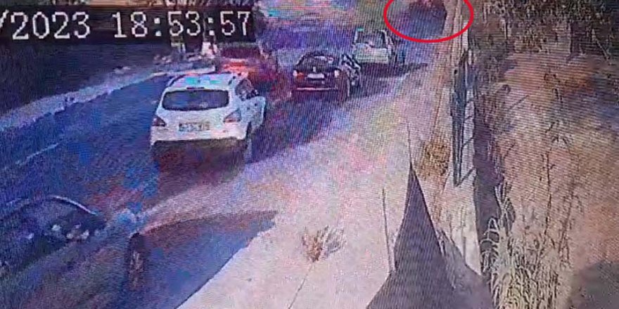 Bodrum’da motosiklet sürücüsü ve köpeğinin yaralandığı su isale hattındaki patlama kamerada