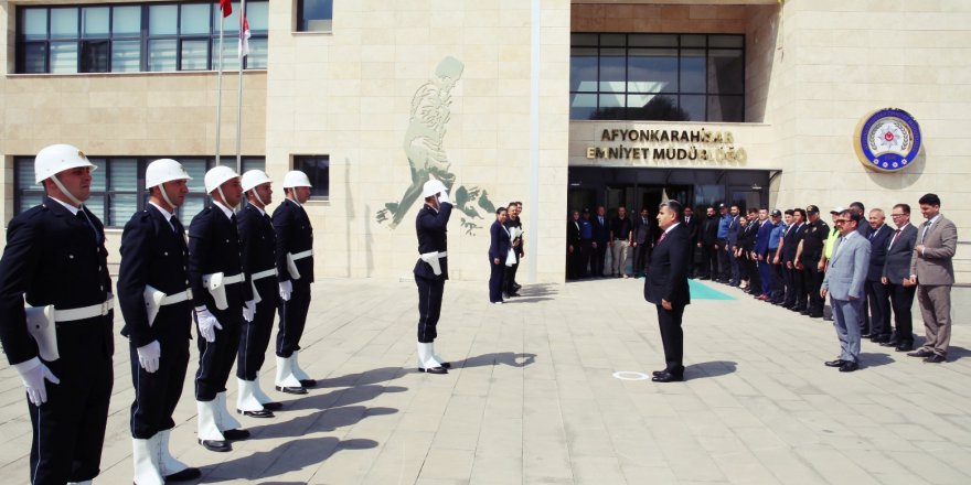 Afyonkarahisar Emniyet Müdürü Ay görevine başladı