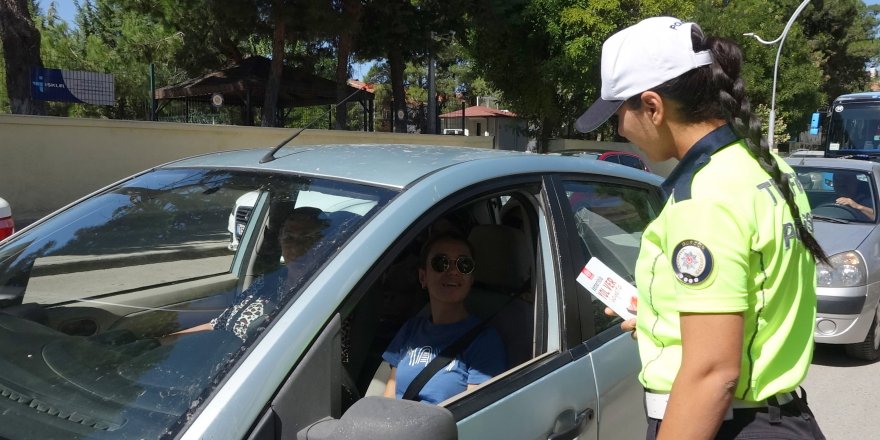 Burdur emniyeti sürücüleri uyardı 