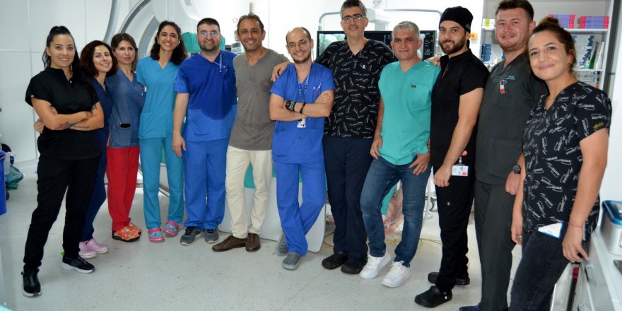 Alanya'da mitral kapak darlığı ameliyatsız tedavi edildi