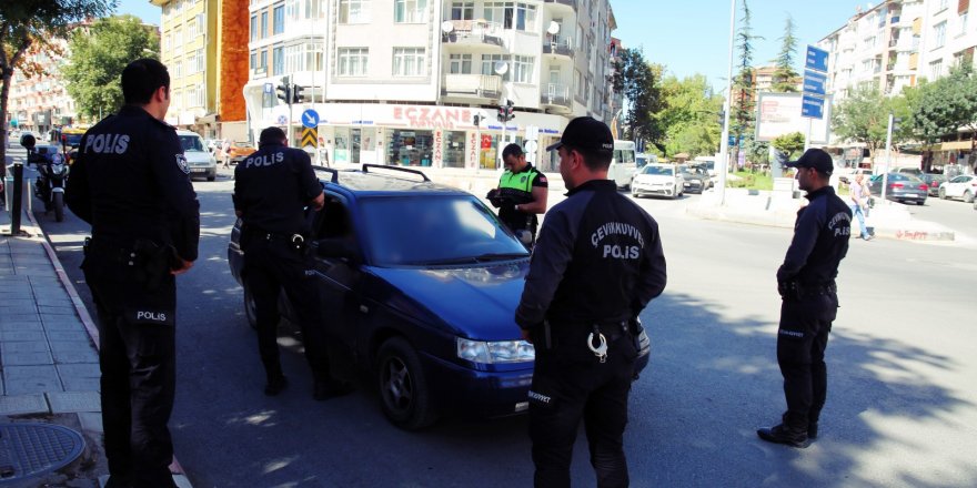 Afyon polisinden şok uygulama