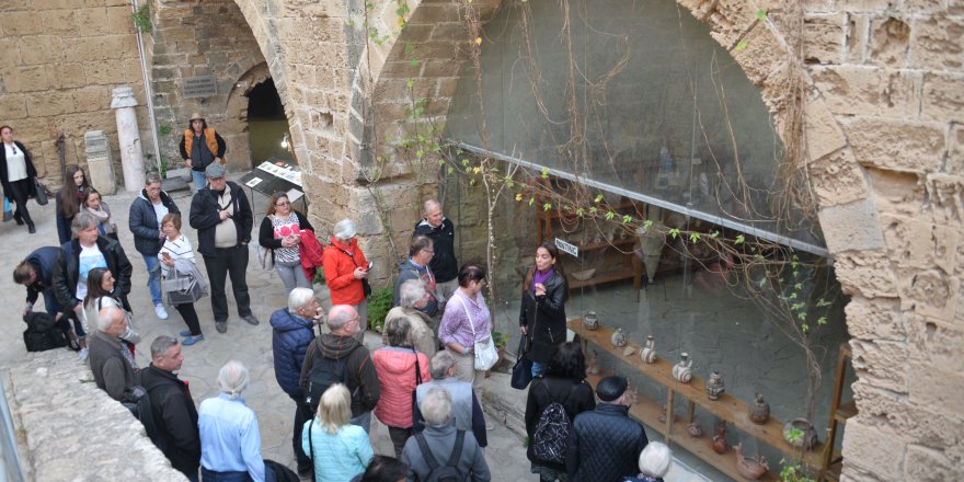 Türkiye 'gezen turist'i bekliyor