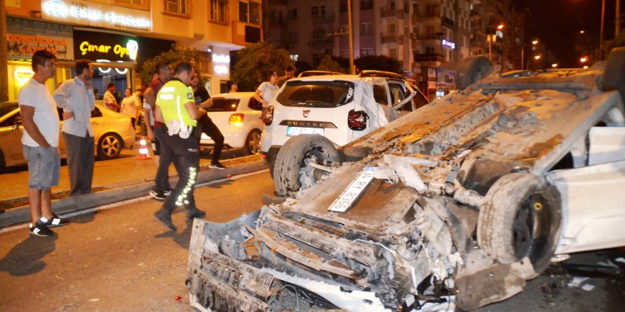 Önce yayaya ardından elektrik trafosuna çarpıp takla attı