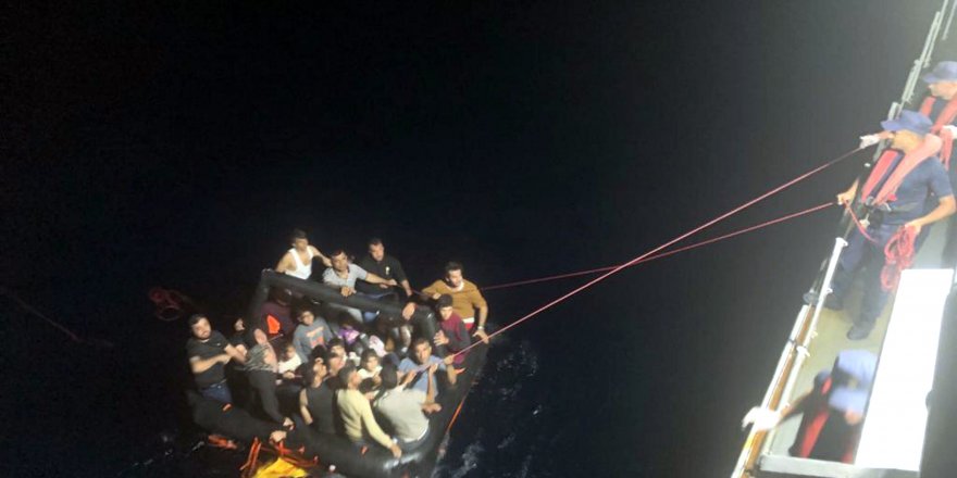 Yunan unsurlarının geri ittiği 35 kaçak göçmen kurtarıldı