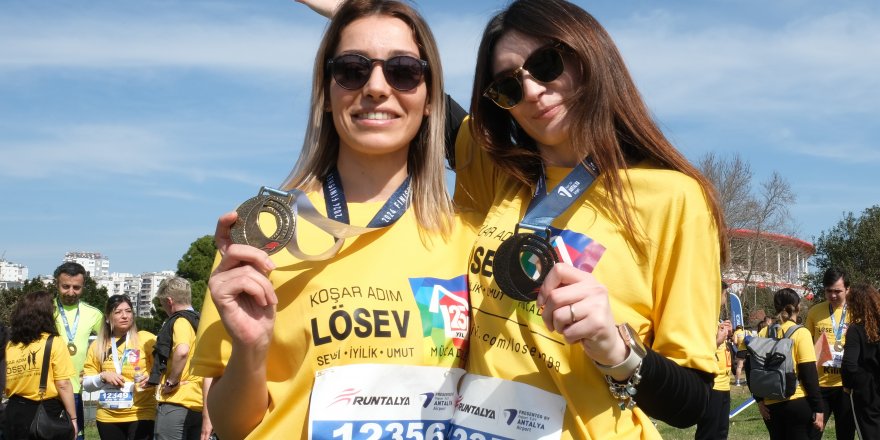 LÖSEV Gönüllüleri, Lösemili Çocuklar için umutsuzluğa karşı meydan okuyor