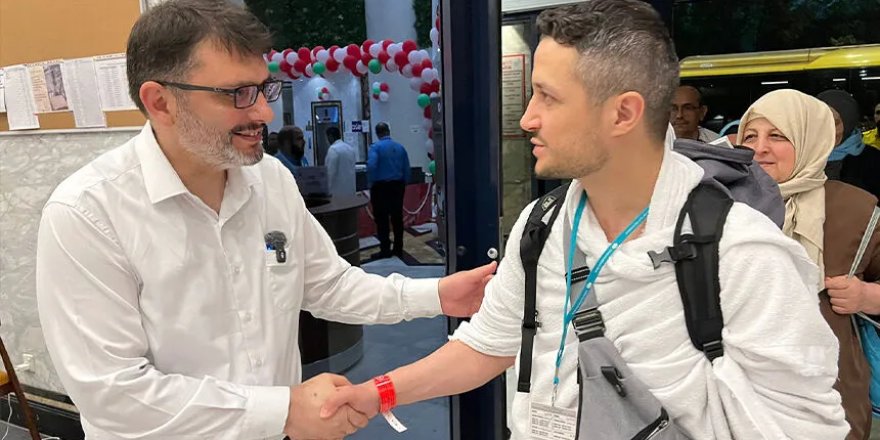 DİTİB’in hac kafilesi Mekke'de güllerle karşılandı