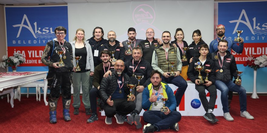 BAJA PERGE 2024 RALLY-RAID YARIŞLARI NEFESLERİ KESTİ