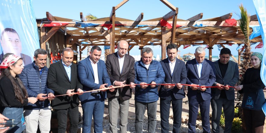 Yaz sezonu öncesinde halkın kullanımına sunulan huzur plajı  Aksu'da yoğun ilgi gördü.