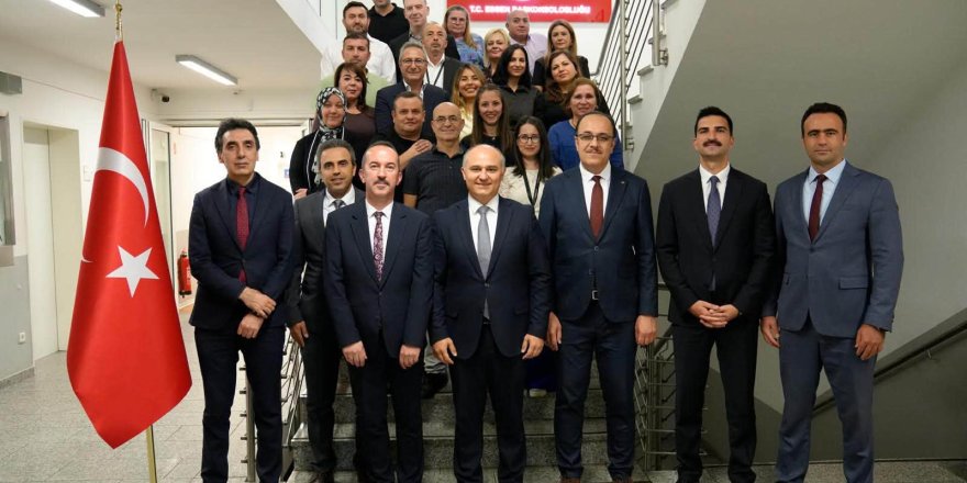 Essen Başkonsolosu Taylan Özgür Aydın’dan veda mesajı