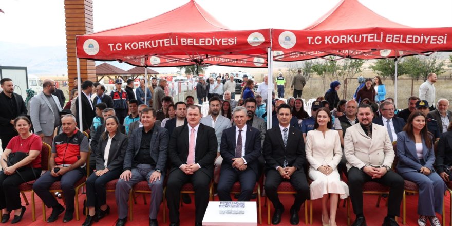 Korkuteli’nde 240 Köpeğe Yeni Yaşam Alanı