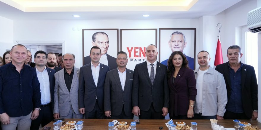 Konyaaltı Belediye Başkanı Cem Kotan, YENİ Parti'ye katıldı