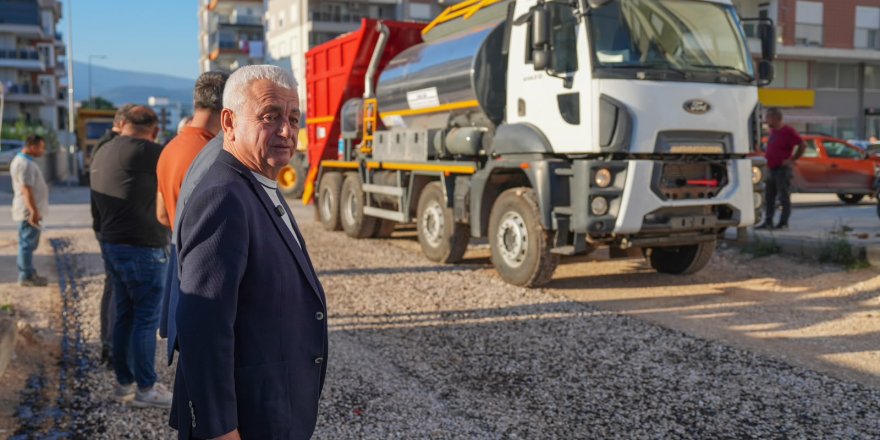 Finike’de asfalt neden bekliyor? Başkan Geyikçi açıkladı